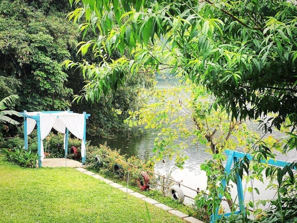 Holi Lakeside Villa Ba VI Ханой Екстериор снимка